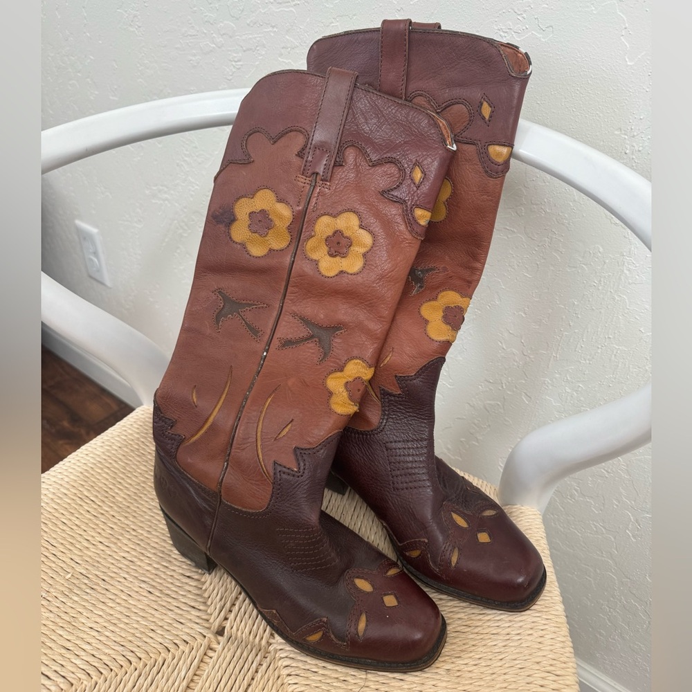 Vintage Style Lucky Brand Leather Boots Floral